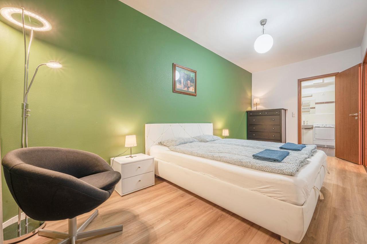 Modern Apartment With Garage Budapešť Exteriér fotografie