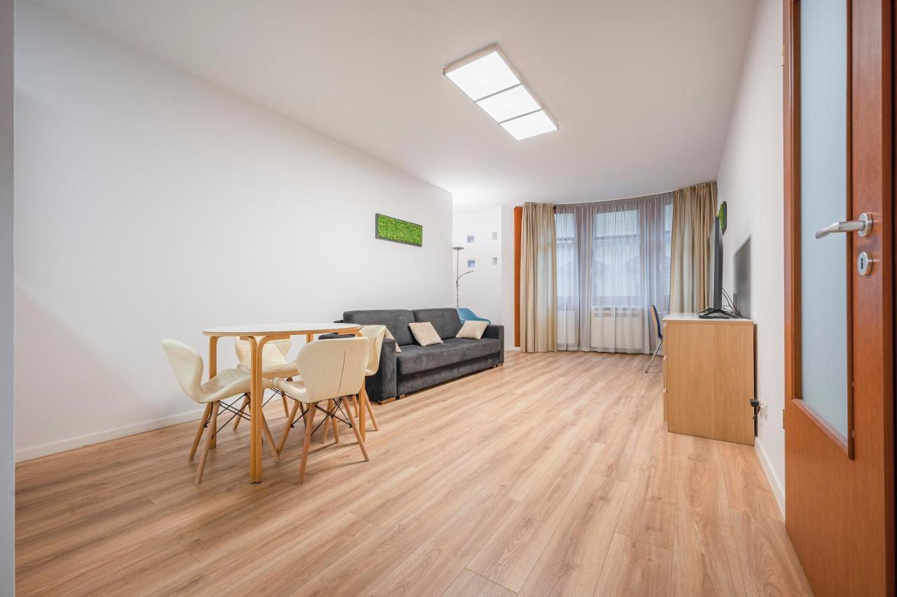Modern Apartment With Garage Budapešť Exteriér fotografie