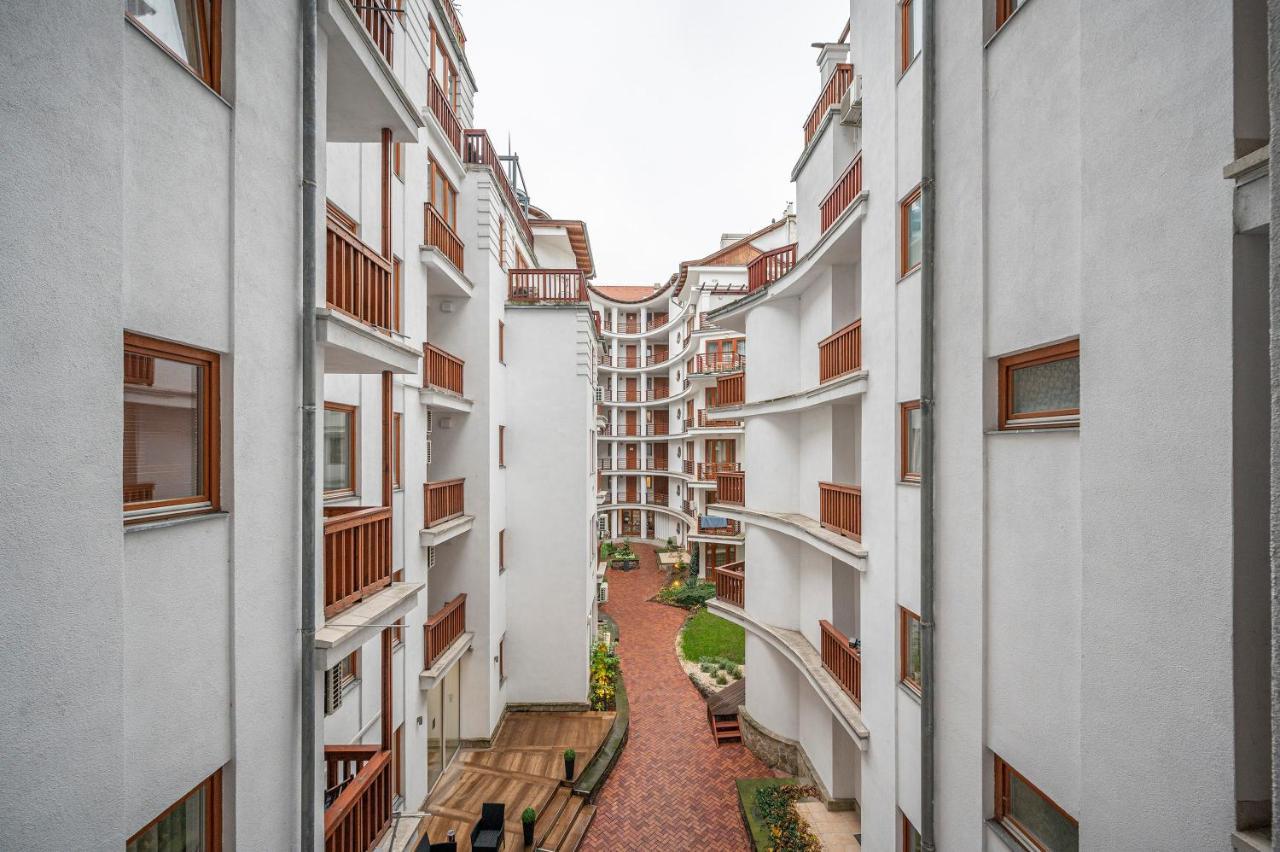 Modern Apartment With Garage Budapešť Exteriér fotografie